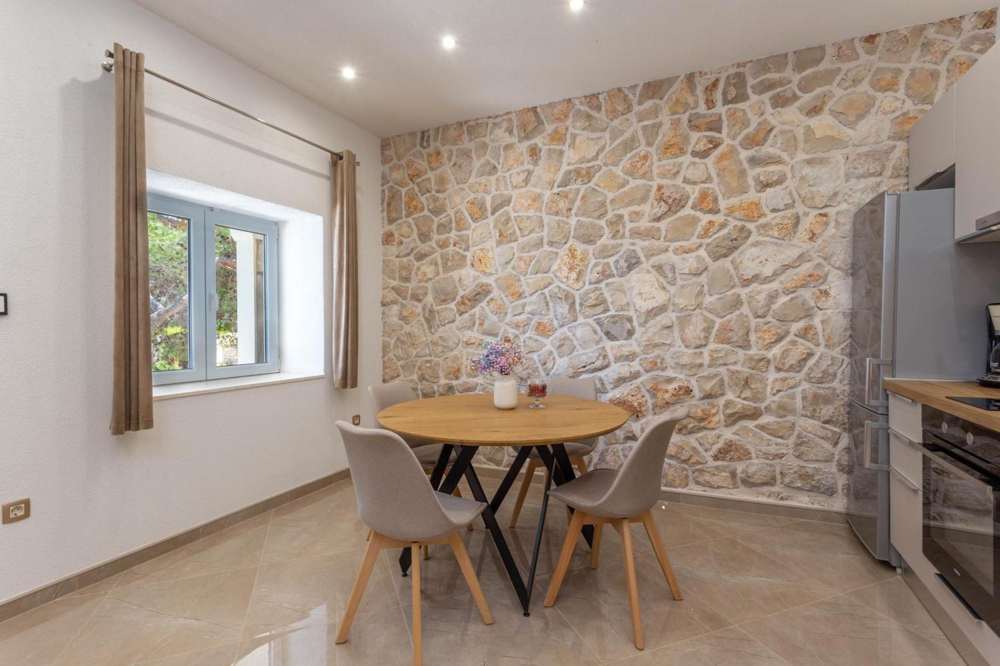Apartment Zastupac 8761A Hvar Town Eksteriør bilde