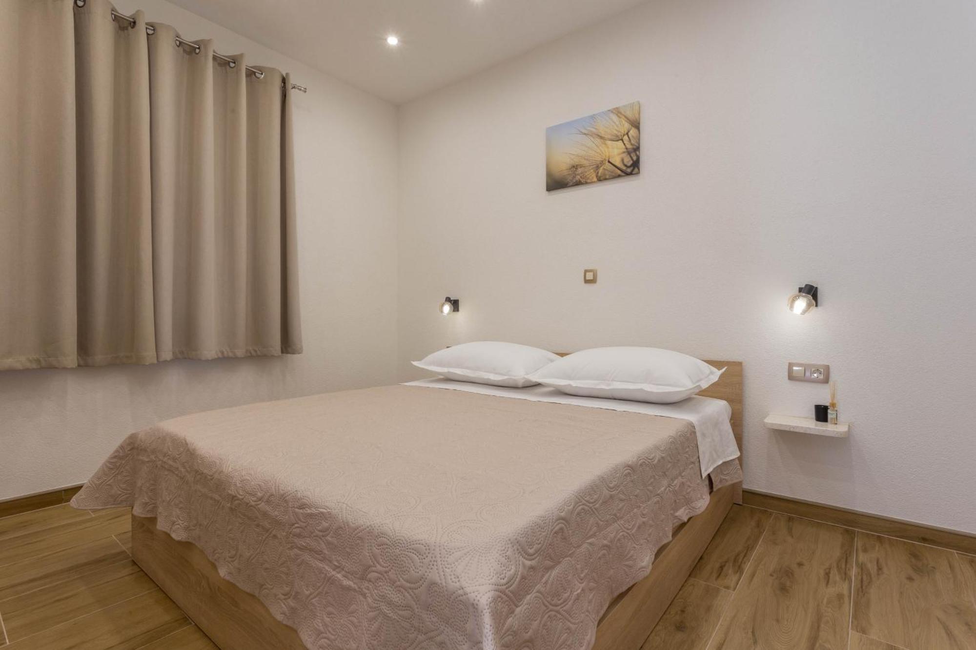 Apartment Zastupac 8761A Hvar Town Eksteriør bilde